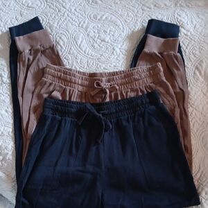 Spendid- 2 Pair Joggers, Blue & Brown Size M